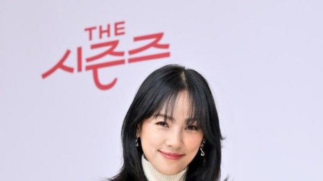 ‘K뷰티 아이콘’ 이효리, ‘흑백요리사’ 제작진 손잡았다...16년만 서바이벌 MC [RE스타]
