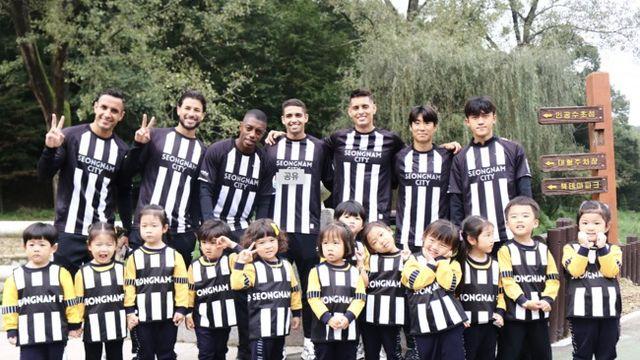 성남FC, 1,600명 어린이와 함께 걸으며 지역밀착 ‘첫 응원 구단 프로젝트’ 실천