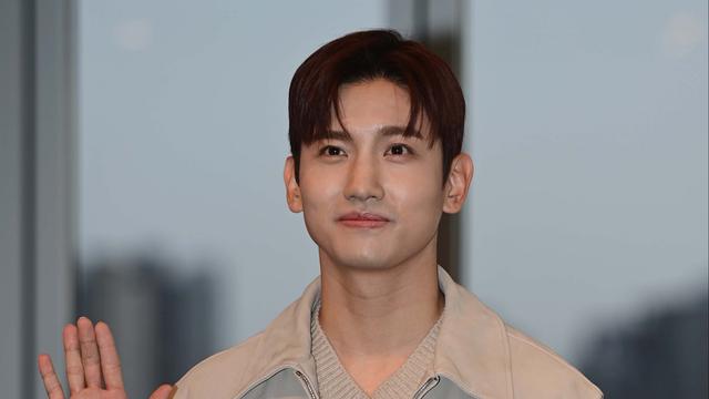 ‘결혼 6년차’ 최강창민, 딸바보 맞네 “예쁜 내 딸내미♥”