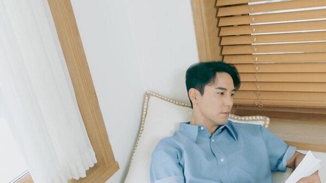 장민호, 7080 감성의 진한 향수 전한다...새 앨범 ‘Analog vol.1’ 예고
