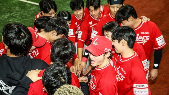 “모든 전문가가 우리를 낮게 평가했다”…전반기 6위→최종 3위 ‘숭용매직’ [SD 고척 승장]