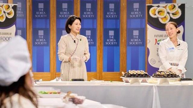 김혜경 여사 '이석증' 진단, 한일 정상회담 일정 불참…
