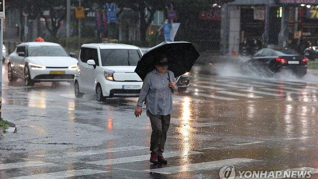 제주, 흐리고 밤부터 비…2∼4일 예상 강수량 30∼80㎜