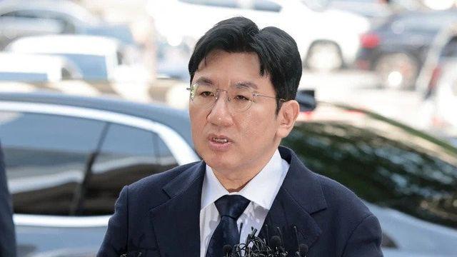 경찰, 방시혁 하이브 의장 출국 금지
