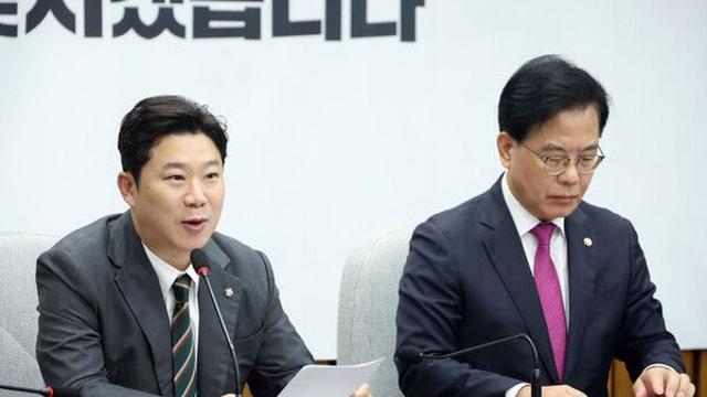 국힘 