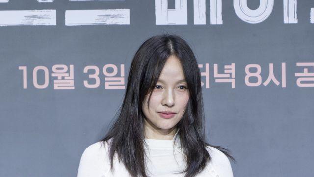이효리, 요가→K-뷰티 ‘투트랙 컴백’…‘저스트 메이크업’ 단독 MC 진행