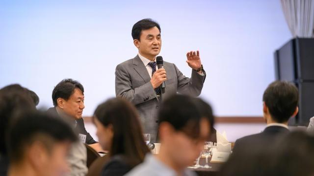 안규백 