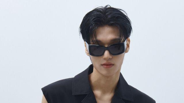 에이티즈 우영, 프랑스 럭셔리 브랜드 패션쇼 참석… 시크 비주얼