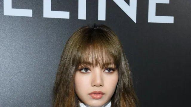 취향따라 갈리는 리사의 셀린느쇼와 루이비통쇼 착장