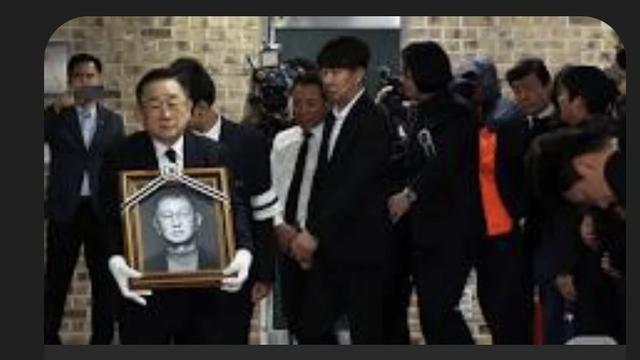 故 전유성 묘비명 