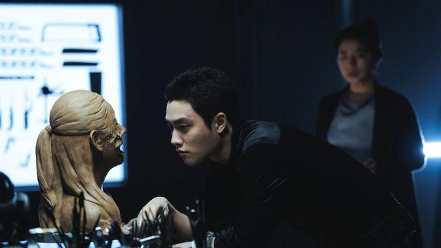 조각당한 지창욱vs조각가 도경수…‘조각도시’ 1차 스틸 공개