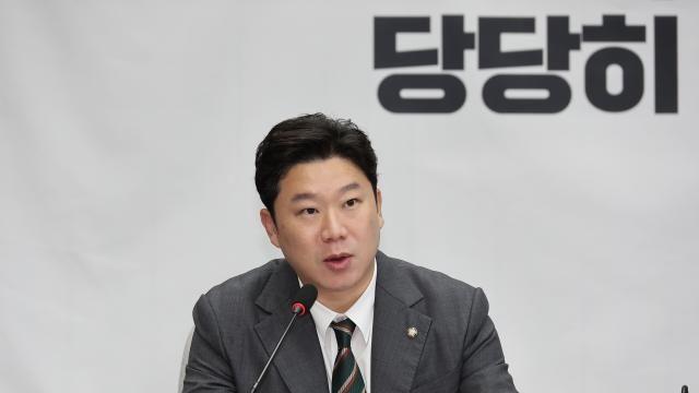 진종오, '종교단체 동원 의혹' 녹취록 공개...악의적 조작 주장에 '반박'