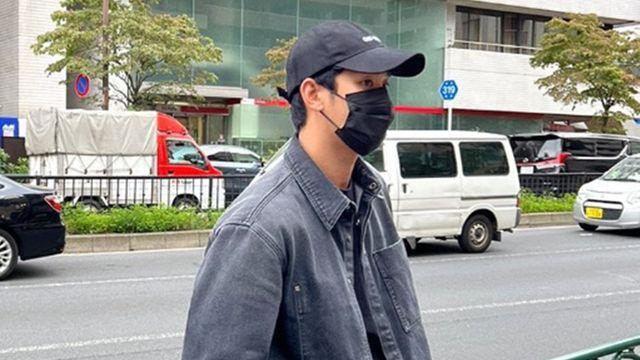 6개월 만에 공개된 배우 김수현 근황, 눈길 확 쏠렸다