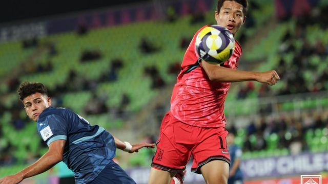 이창원호, 수적 우위에도 파라과이와 0-0 무승부…월드컵 16강 빨간불