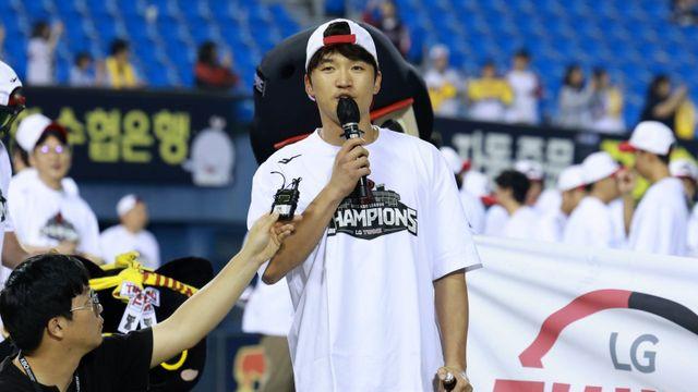 “오늘만 봐도 야구 몰라요” 정규시즌 우승팀 주장된 LG 박해민 “정규시즌 막판 몇 경기서 쎈 예방주사 KS 준비와 우승에 큰 도움될 것”