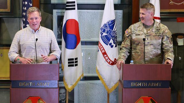 美육군장관 
