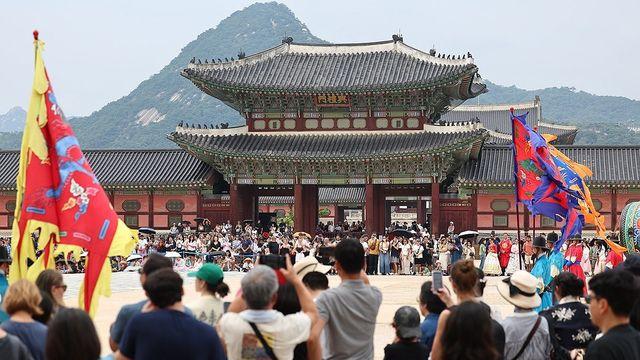 '궁 투어'하고 씨름 한판…연휴에 고궁·박물관 나들이 어때요