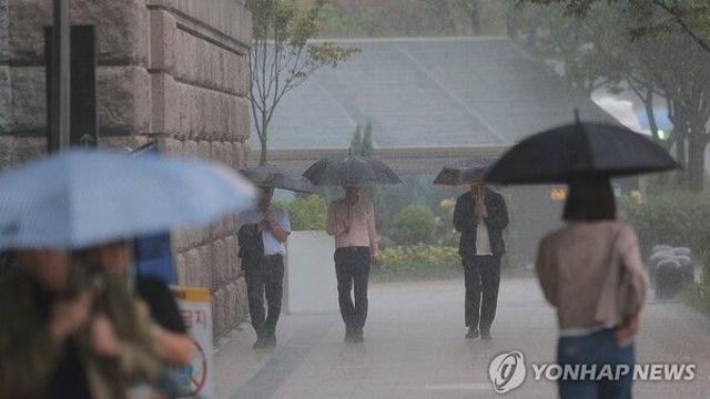 [날씨] 오늘 추석연휴 첫날 전국 곳곳 비