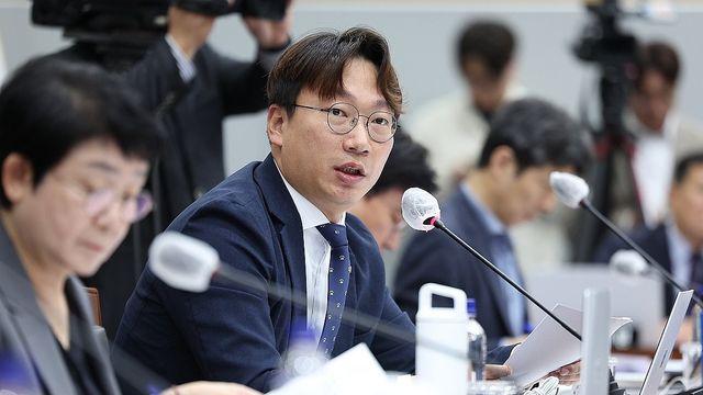 강경 지지층 반발에 與의원 번복…여야 스타크래프트 대결 무산