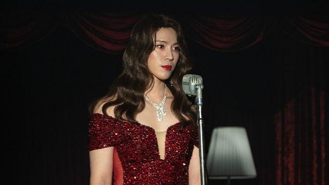 이재균, 붉은 드레스 입고 마이크 앞에 섰다…오나라·김시은과 호흡