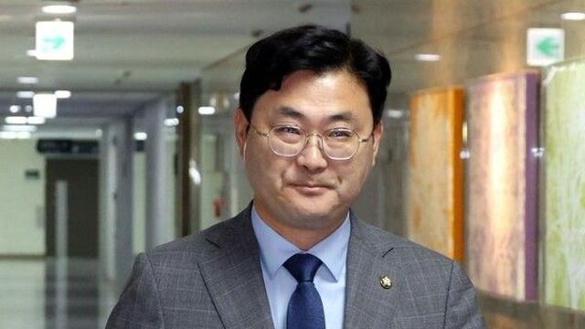 與 이정문, 1·2심 무죄시 檢 상고 제한 '형사소송법 개정안' 발의
