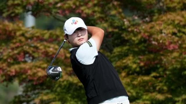 29개 홀 강행군서 맹타…배용준, 스트로크 플레이 첫 우승 도전(종합)