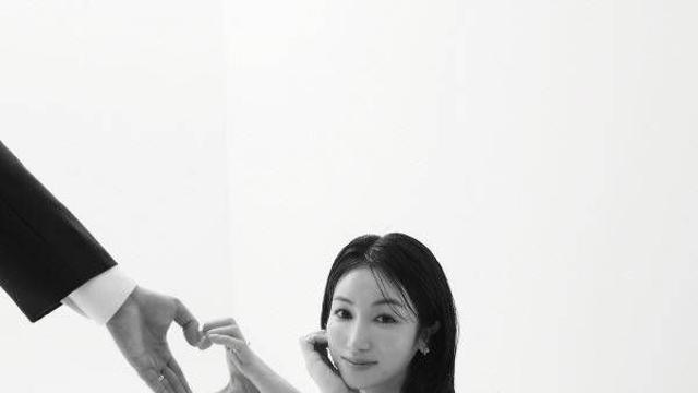 김옥빈, 11월 결혼 앞두고 '고혹적 웨딩 사진' 공개…자매 중 마지막 품절녀 합류