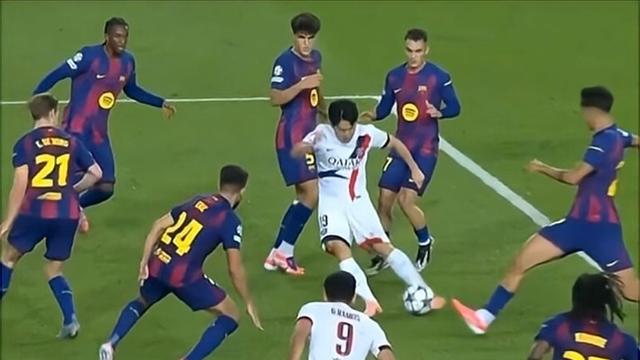 이강인 대반전! 韓 역대급 '축신짤' 떴다…바르셀로나 상대 1대7 정면승부+환상 슈팅 '쾅'→골대가 아쉽다