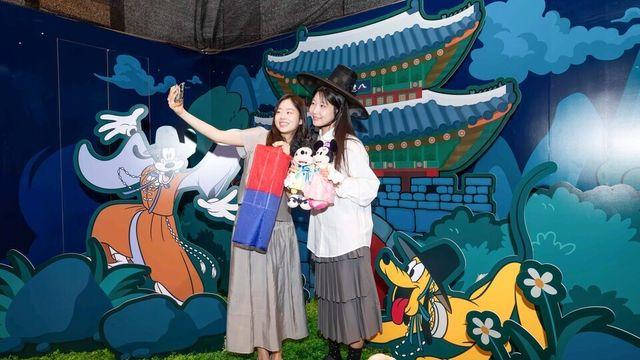 추석연휴엔 갓 쓴 미키마우스와 달맞이 체험하러 '현대백화점'으로 가요! 