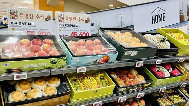 치솟는 물가에 추석 선물 '5만원 미만·가공품' 인기