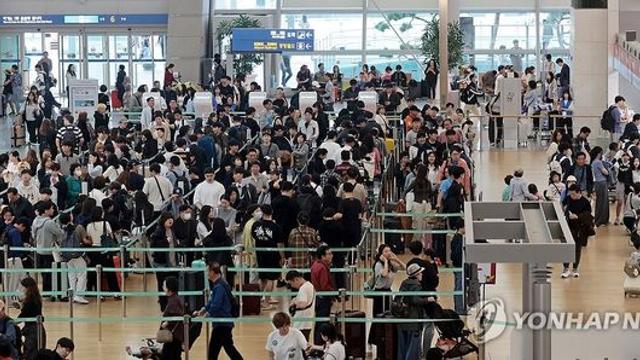인천공항 보안검색 요원들 '추석연휴 추가근무 거부' 철회