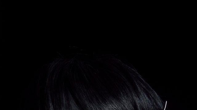 배진영, 인간 조각상 변신…첫 콘셉트 포토 공개