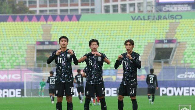빠르게 리드 되찾은 한국, 신민하 헤더 역전골! 조 2위 등극...16강 보인다 (후반 진행)