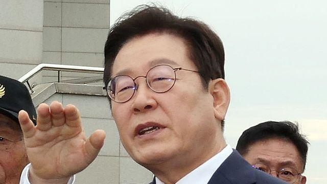 이재명 대통령, 추석 연휴 첫날 '이 사람들' 만나 위로 건넸다