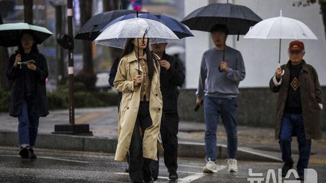 전북 흐리고 가끔 비…낮 최고 24~27도