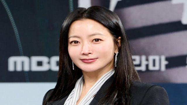 배우 김희선, 모친상 비보…“삼가 고인의 명복을 빕니다”