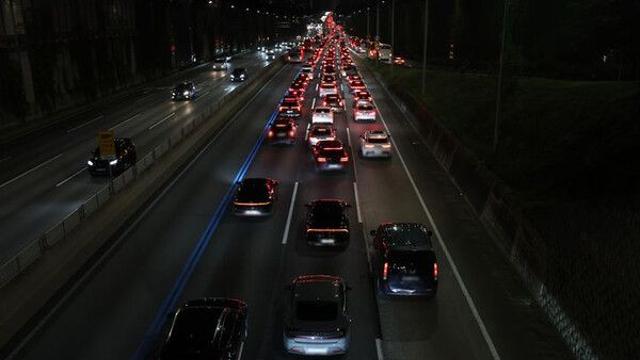 저녁 되자 '연휴 첫날' 귀성길 원활한 흐름…정체 대부분 해소