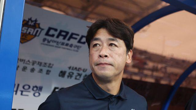[오피셜] 충남아산FC, 배성재 감독과의 동행 마무리