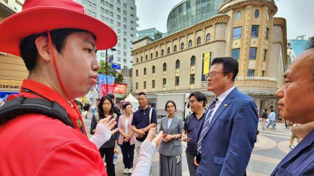 명동 활기 되찾았지만… 정부 