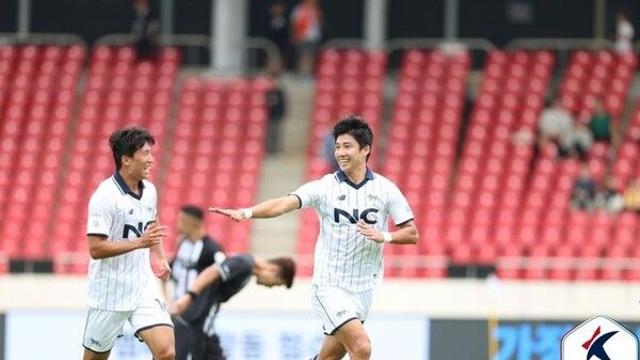 '허용준 1골 1도움' K리그2 이랜드, 성남 2-0 꺾고 6위로