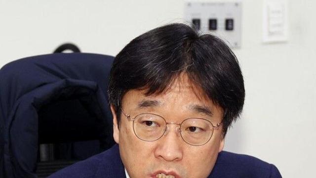 '새충돌 방지 스티커' 효과 좋은데…