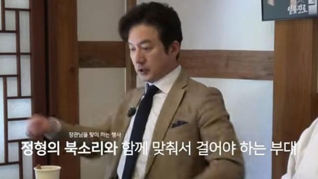 정준호, 군악대 레전드 된 사연 “장군 오는데 북채 놓쳐 손으로 연주” [RE:뷰]