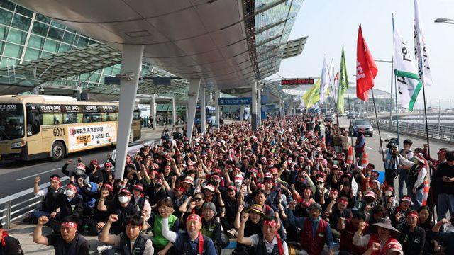 인천 제외 14개 전국 공항 파업 중단…14일 대통령실과 협의