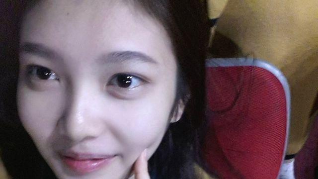 오늘 조이가 직접 풀어준 연습생 시절 사진