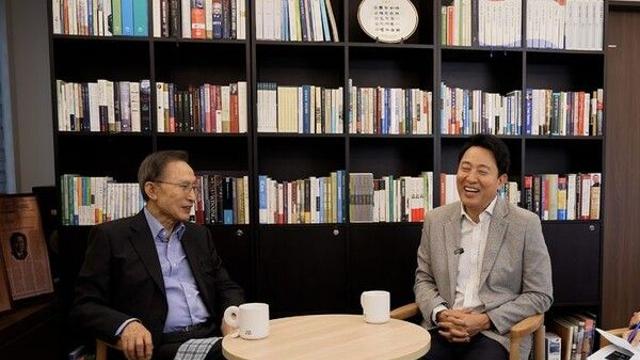 오세훈, 이명박과 대담…