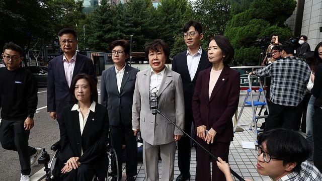 국힘, '이진숙 체포적부심' 직전 남부지법 찾아 