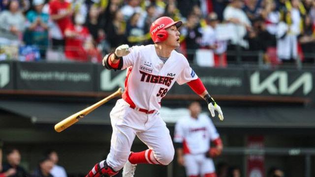 ‘KBO 최초 200안타’ 서건창, KIA서 방출