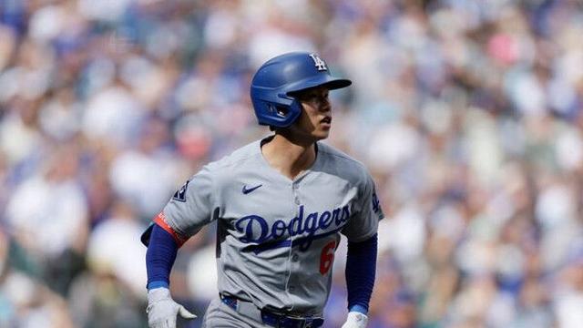 다저스 김혜성, MLB 디비전시리즈 엔트리 포함…1차전 벤치 출발