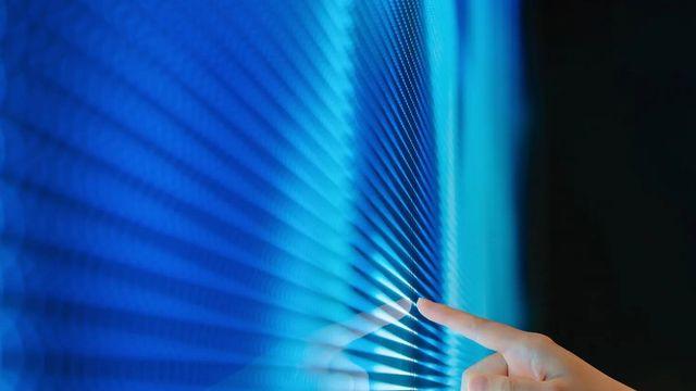OLED 시장, 한국 83.7% 압도적 우위 이어간다, 삼성디스플레이 54,3%, LG디스플레이 29.4% 예상
