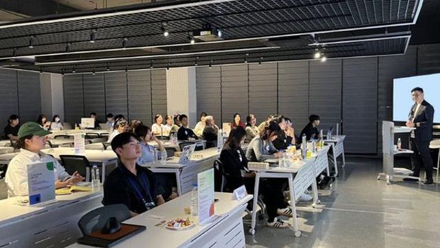 한동대 AI-문화예술 시민강좌 '인기 좋네'